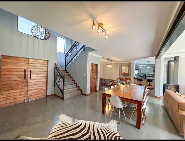 5 BEDROOM HOUSE FOR SALE IN MIDLANDS ESTATE